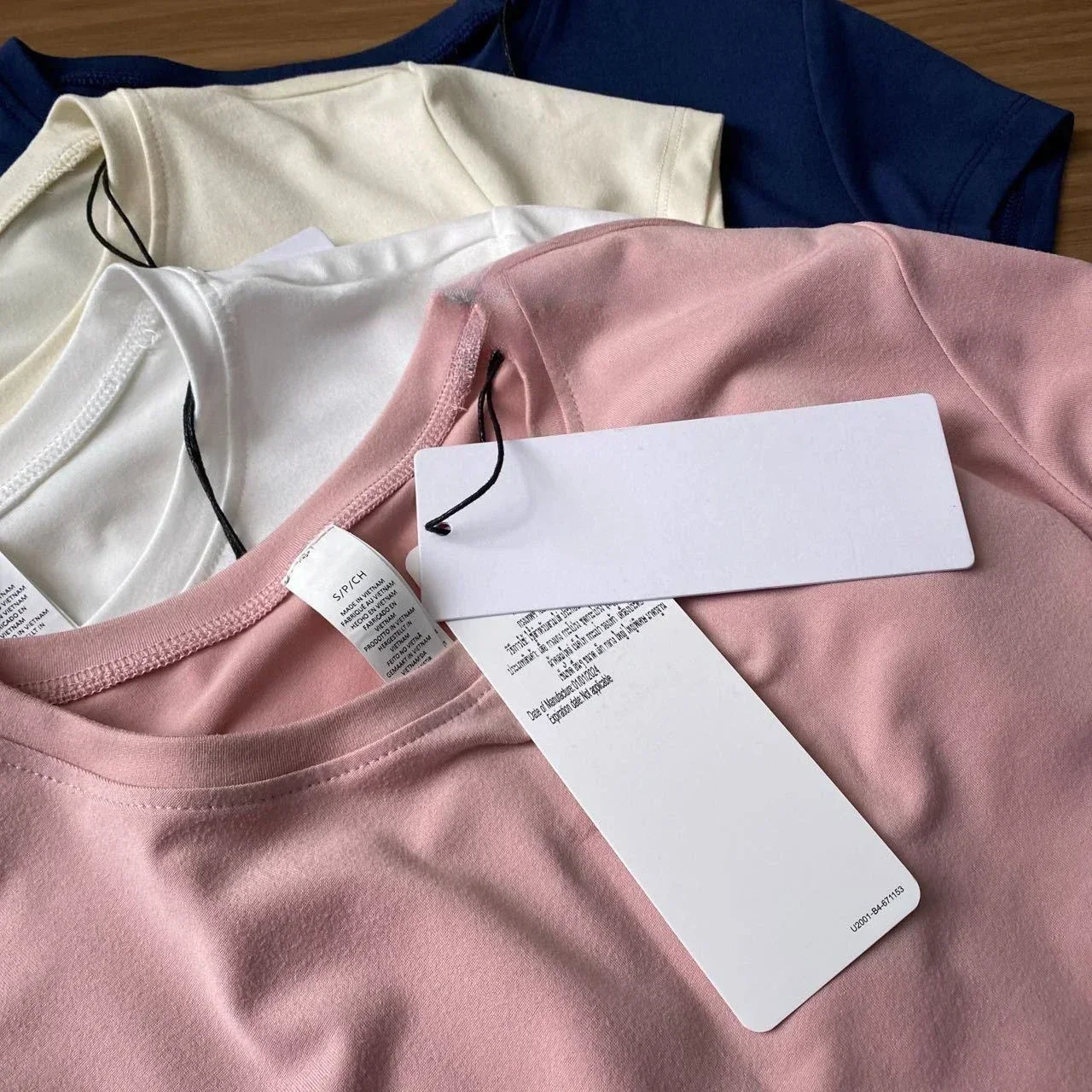 جديد aI اليوغا الصيف بلون تي شيرت الحضرية عادية اقتصاص النمط الأوروبي أكمام المألوف عارضة السراويل مجموعة للنساء