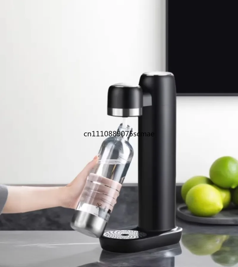 Applicable To Portable and Easy-to-Use Soda Maker for Sparkling Water and Cola At Home or On The Go (No Gas Cylinder)