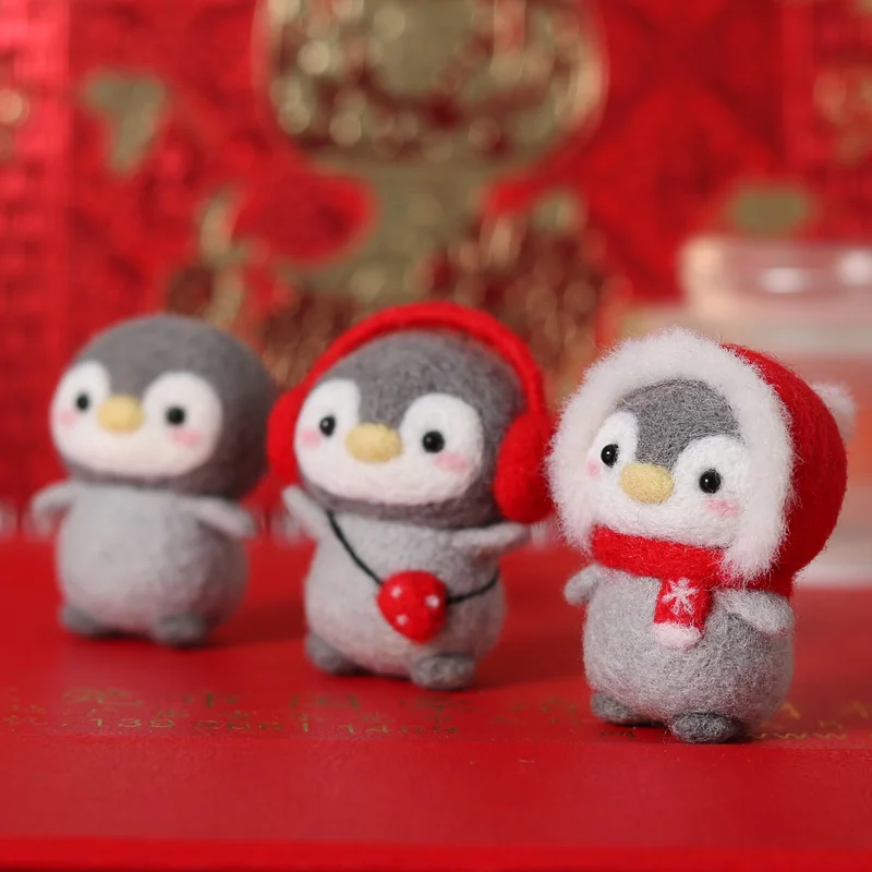 Unfinished Felt Kit 2021 New Christmas New Year Penguin Wool Needle Felt Kit Diy Material Bag Handmade Doll Package Toy