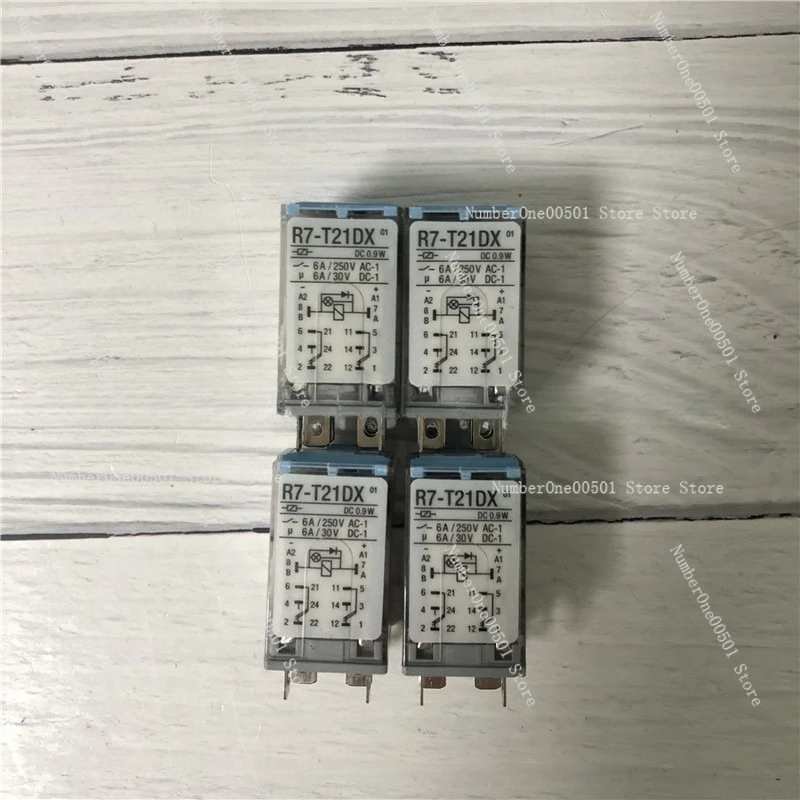 

R7-T21DX DC24V/C4-A40X110VDC Relay (One Piece)