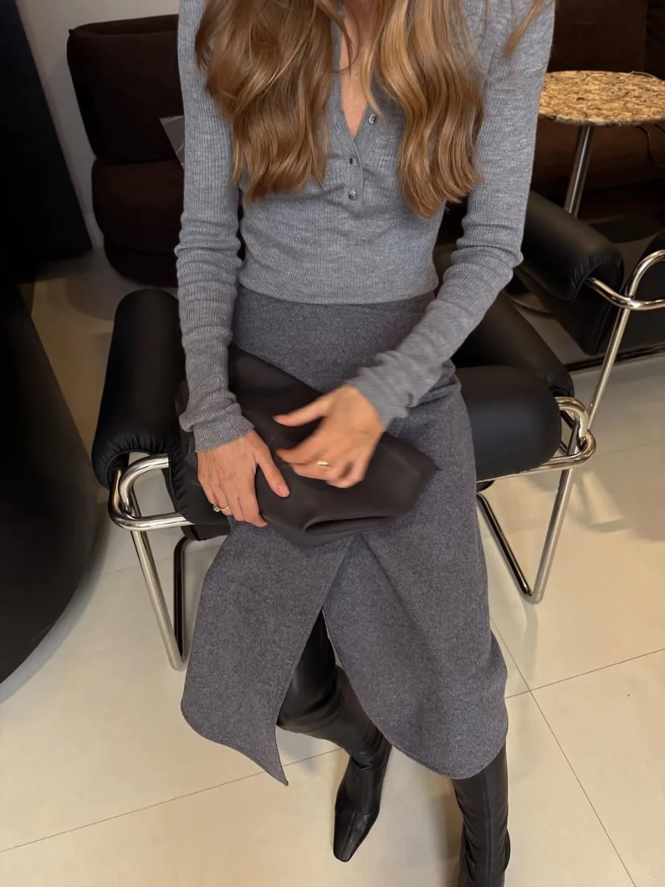 Herbst Winter Neue Damen-Pendlerkleidung Grauer Woll-Midirock Eleganter Hochtaillierter Knopf-Schlitzrock für Damen – Detail 7