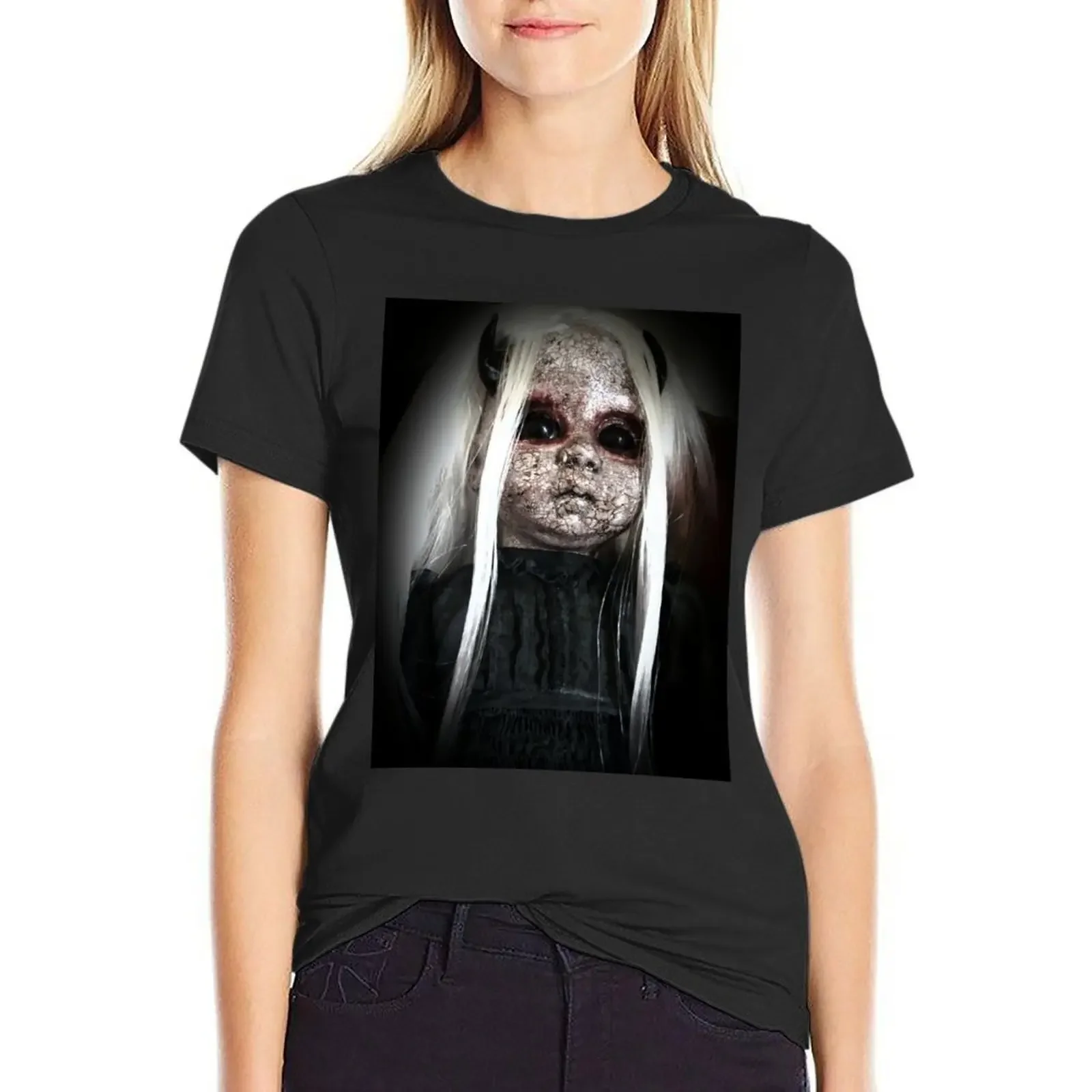 

Creepy doll. Doll. Halloween. Horror. Gothic. Demon. Horns, alternative. T-Shirt sports fans summer tops Women's tee shirt