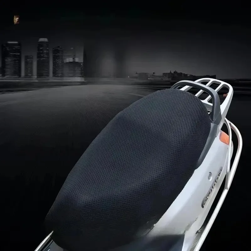 جديد للدراجات النارية ثلاثية الأبعاد لغطاء وسادة المقعد ثلاثي الأبعاد عازل للحرارة وغطاء قابل للتنفس غطاء شبكي على شكل قرص العسل