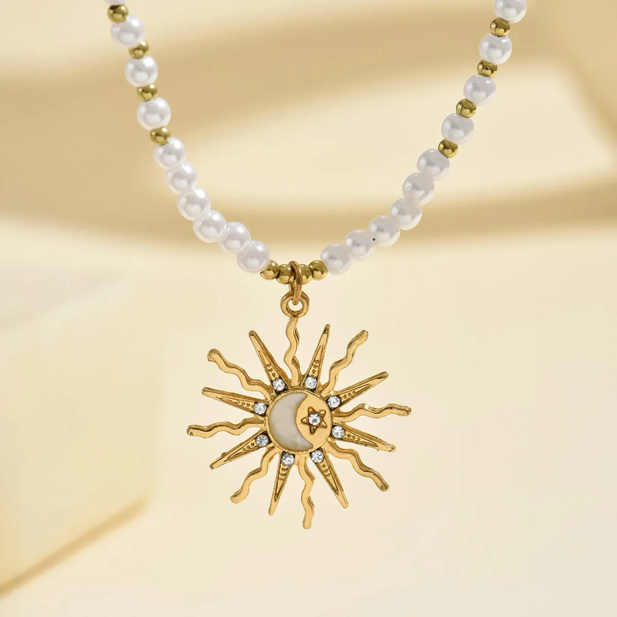 Vintage Metall Sun Star Kristall weiße Perlen Anhänger Halsketten für Frauen Mond Choker Halsketten Boho handgemachte Schmuck Geschenke – Detail 9