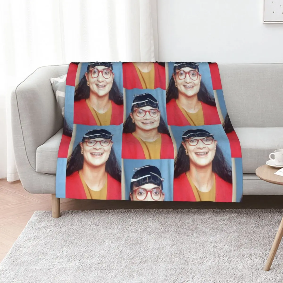 

betty la fea colombia Throw Blanket Blankets For Sofas Bed covers Moving Bed Fashionable Blankets