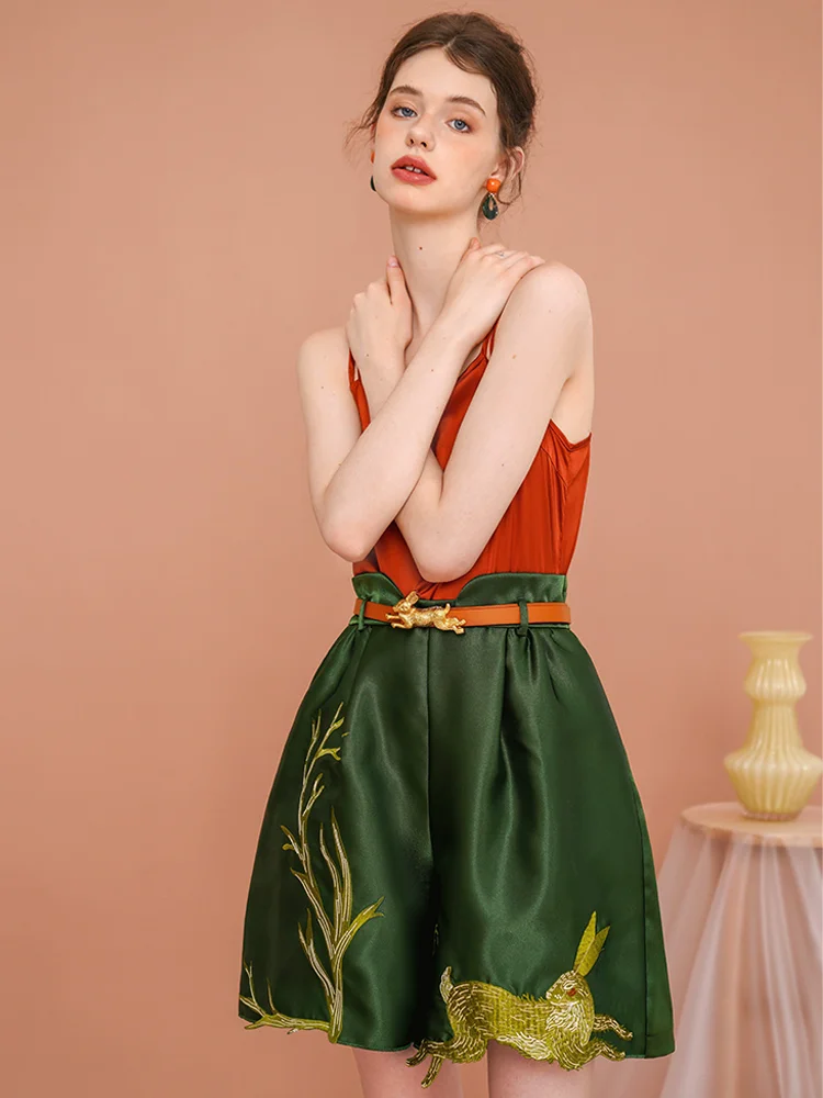 Spring Summer Original Design Women All-match Delicate Vintage Style Embroidered Rabbit Running Bunny Green Shorts