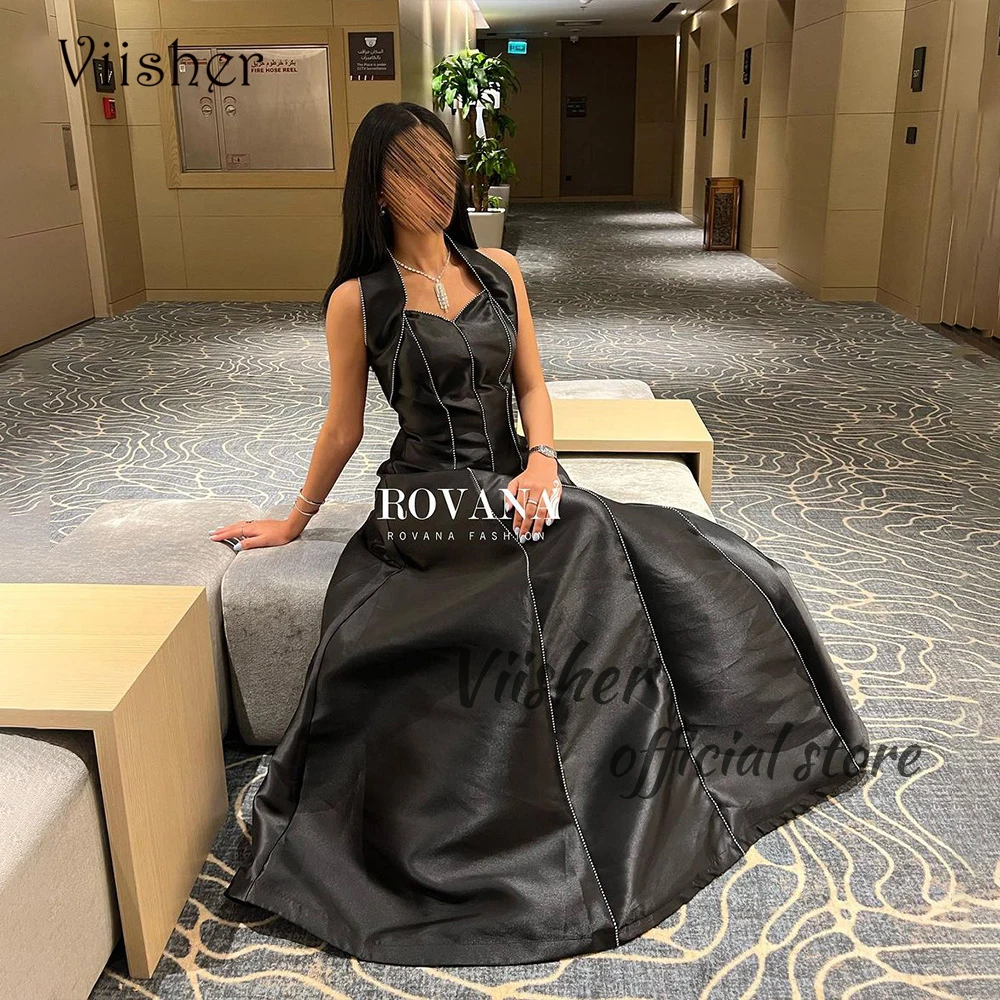 

Black A Line Evening Dresses Halter Beaded Satin Arabian Dubai Formal Occasion Dress Floor Length Prom Party Gowns Backless