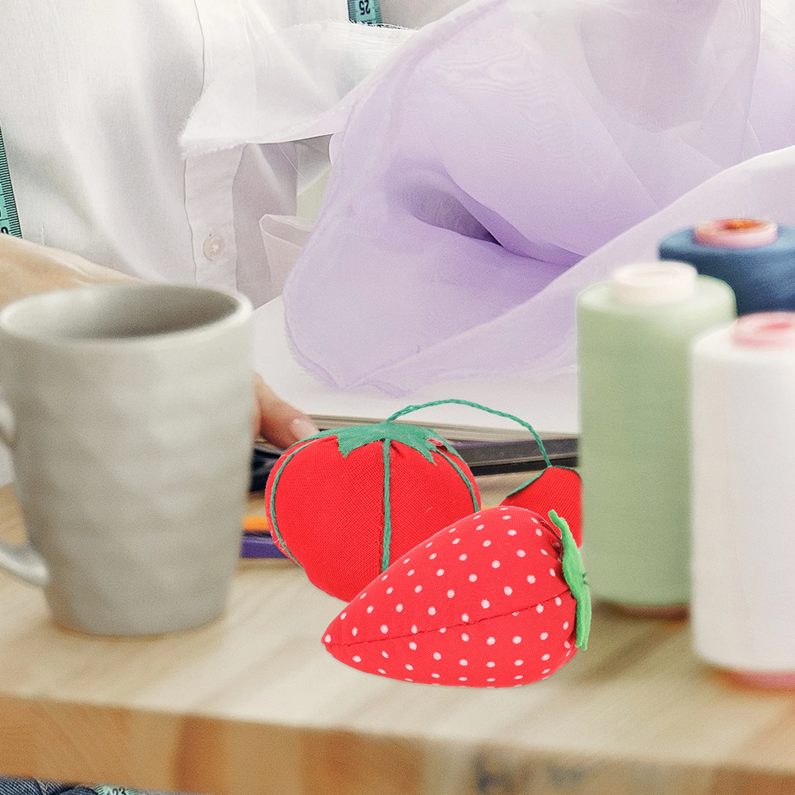 

10pcs Needle Pillow Wrist Pin Cushion Strawberry Tomato Sewing Tool Compact Holder Cloth Material Household Accessory