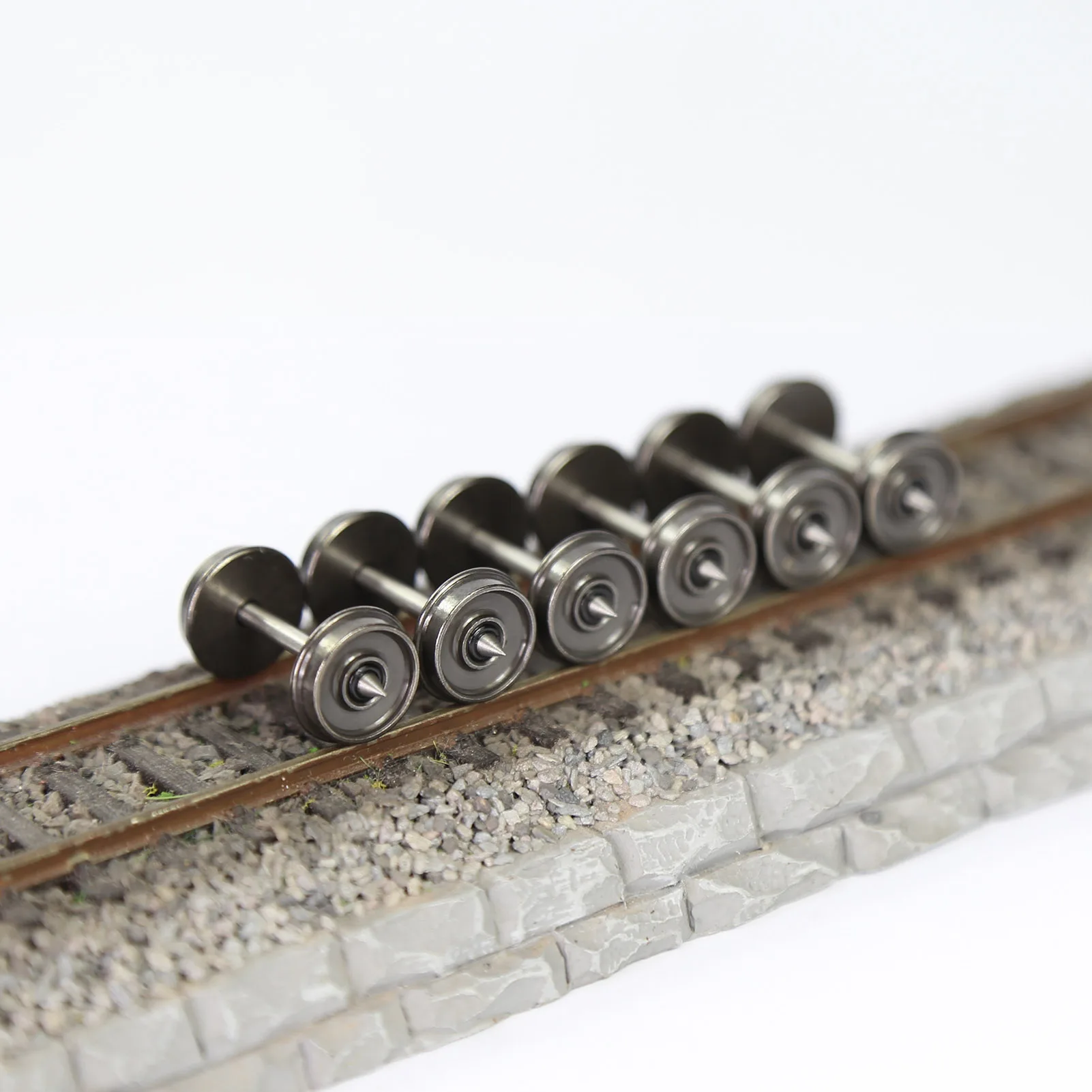 Evemodel 12pcs HO Scale 1:87 36 \'\'ruote in metallo DC per modellini di treni DC Wheelset C8721