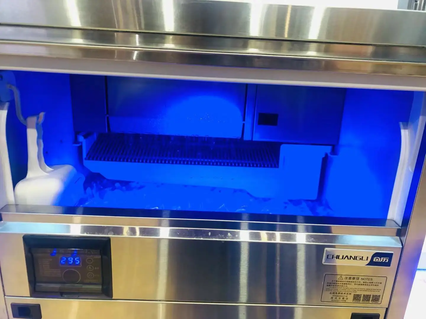 آلة صنع مكعبات الثلج التجارية تحت النوع المضاد مع 80 كجم كبيرة/كبيرة/صغيرة/صغيرة الحجم #6