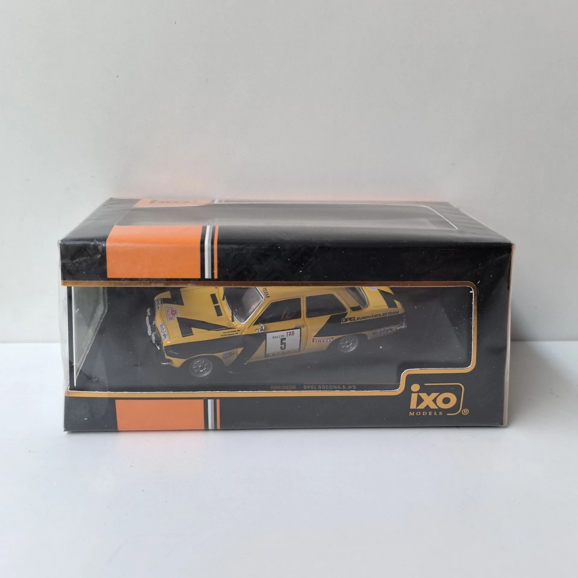 

Diecast IXO 1/43 Scale OPEL ASCONA A #5 1974 Alloy Car Model Collectible Toy Gift Souvenir Display Ornament