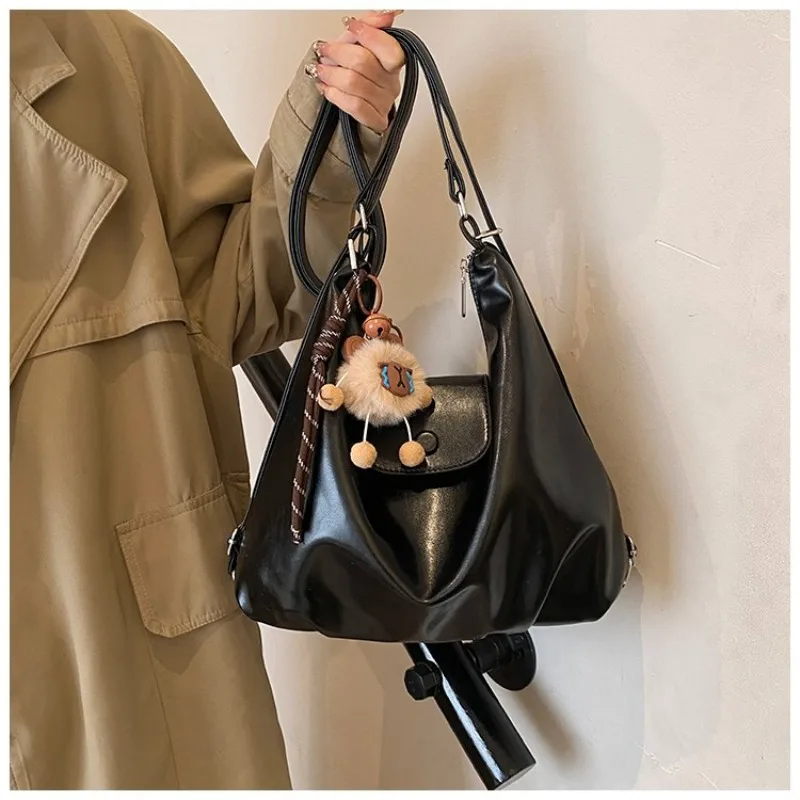 

Women's Vintage Diaper Bag Elegant Crossbody Handbag Luxury Minimalist Tote Designer Leather Spacious And Stylish Bag