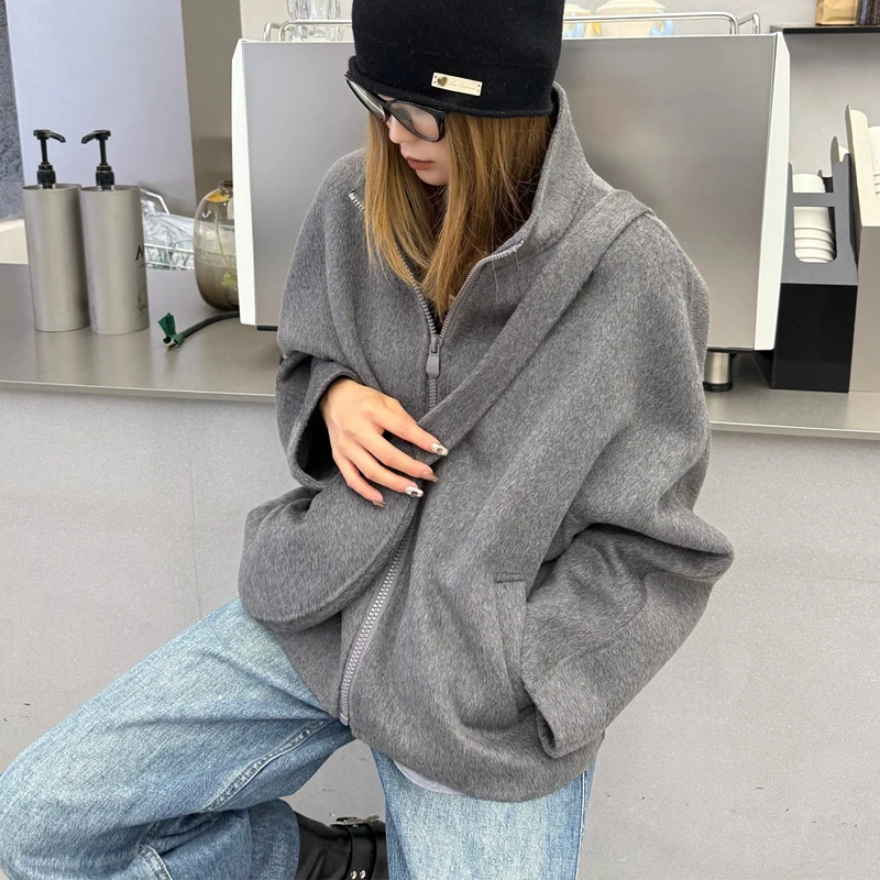 

Женское кашемировое пальто, повседневный короткий кардиган, пальто со стоячим воротником, корейская версия, свободное шерстяное пальто на молнии, шерстяное пальто, сумка, комплект из двух предметов