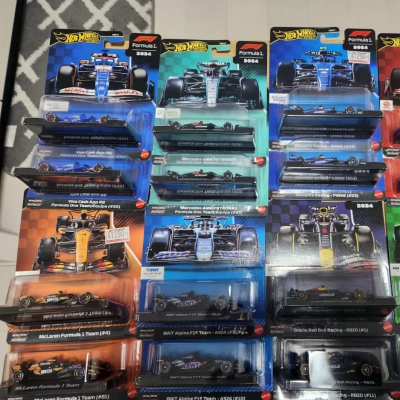 รถฮอตวีลส์ของแท้ HRV11 ซีรีส์รถแข่ง F1 คุณภาพสูง ผลิตจากโลหะผสมหล่อขึ้นรูป ของสะสมรถโมเดล ของเล่นเซอร์ไพรส์