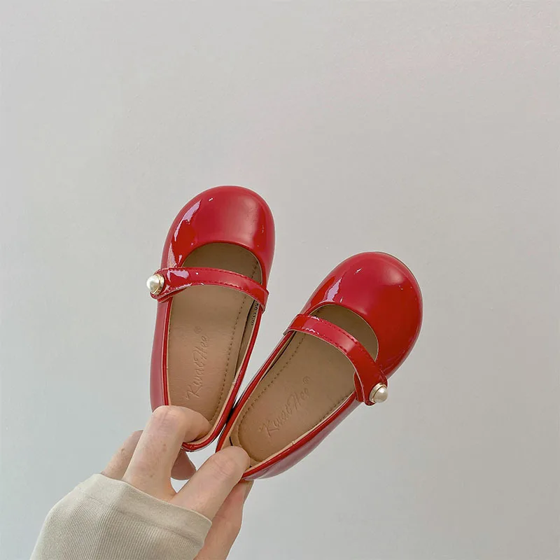 Girls Shoes 2022 Autumn Fashion Mary Jane Dress Princess Flats Baby Kids Sandals Patent Brand Pearls Sweet Red Round Soft Sole