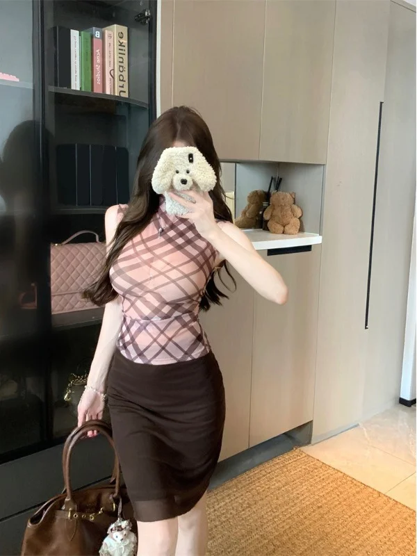 

Elegant Lady Style Thin Sleeveless Vest And Mesh Skirt Two Piece Set High Waist Lightweight Summer Fashion for Young Women