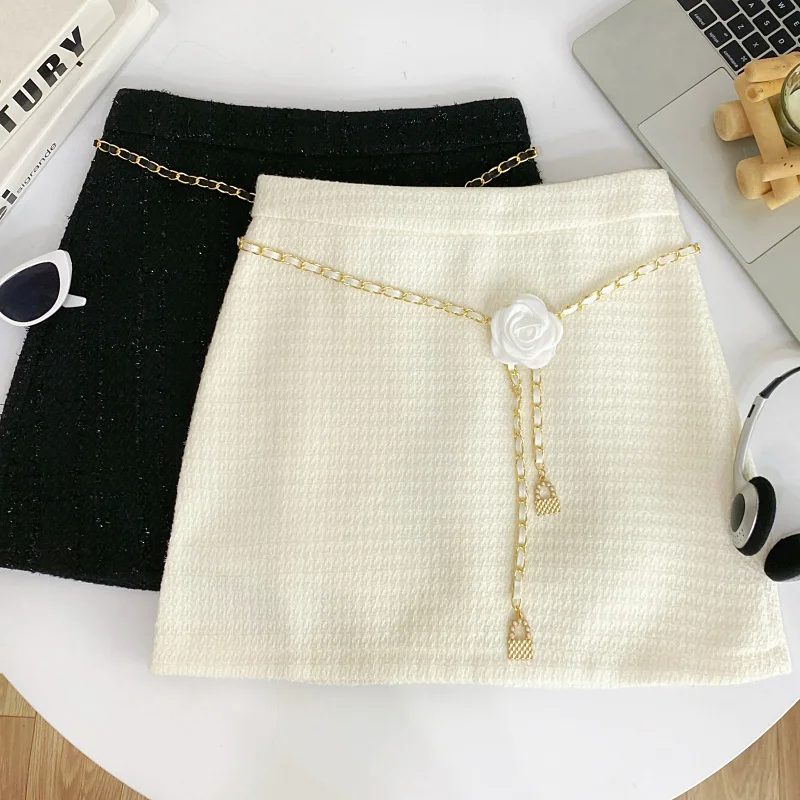 

Slimming Plaid High Waist A-Line Skirt with Chain Detail City Commute Friendly Easy to Wear And Maintain Ladies Skirt