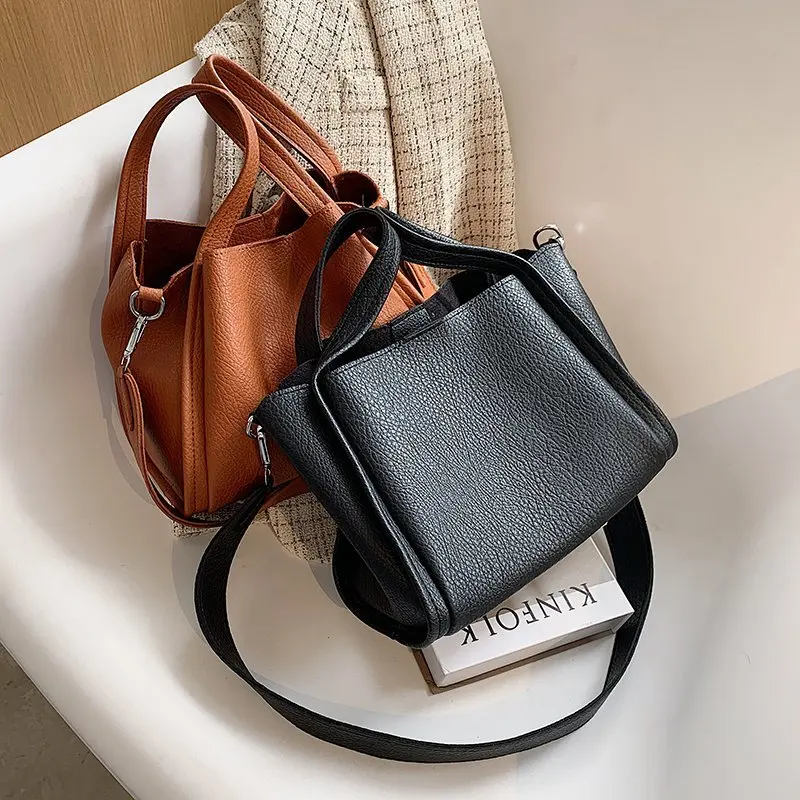 Totes Ladies Hand Bag Casual Cute Small PU Leather Crossbody Bags for Women 2022 Winter Shoulder Handbags Female Travel Kawaii