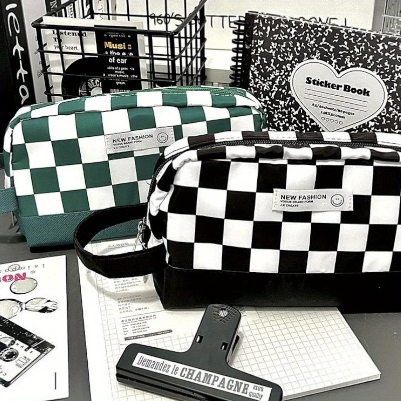 Large Capacity Checkerboard Pen Bag for Students