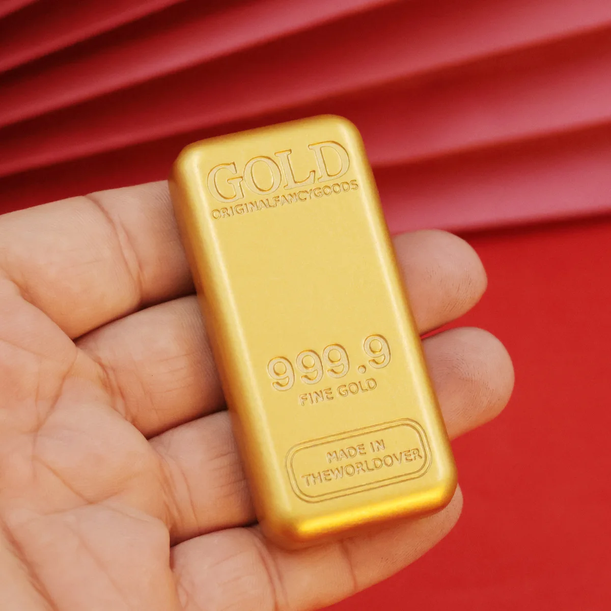 1pc Realistic Golden Bar - Heavy-Duty Metal Replica with Realistic Appearance & Weight, Elegant Home Decor for Office Display