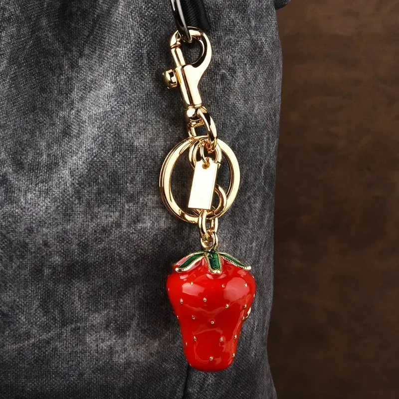 

2025 Golden Strawberry Series Cherry Bag Pendant, ladies' keychain, artificial tree strawberry trend, so hurry up
