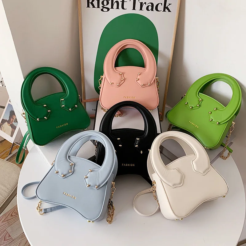 

Women's New Rivet Chain Style Handheld Fashion Solid Color Small Square Bag Versatile PU Leather Crossbody Bag