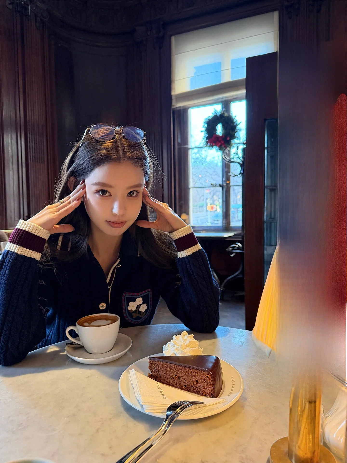 

Good Morning Fan Fan Manhattan Girl GD Woolen Ne Knitted Sweater Open Cardigan Loose Fit Daily Wear Plant Floral Pattern