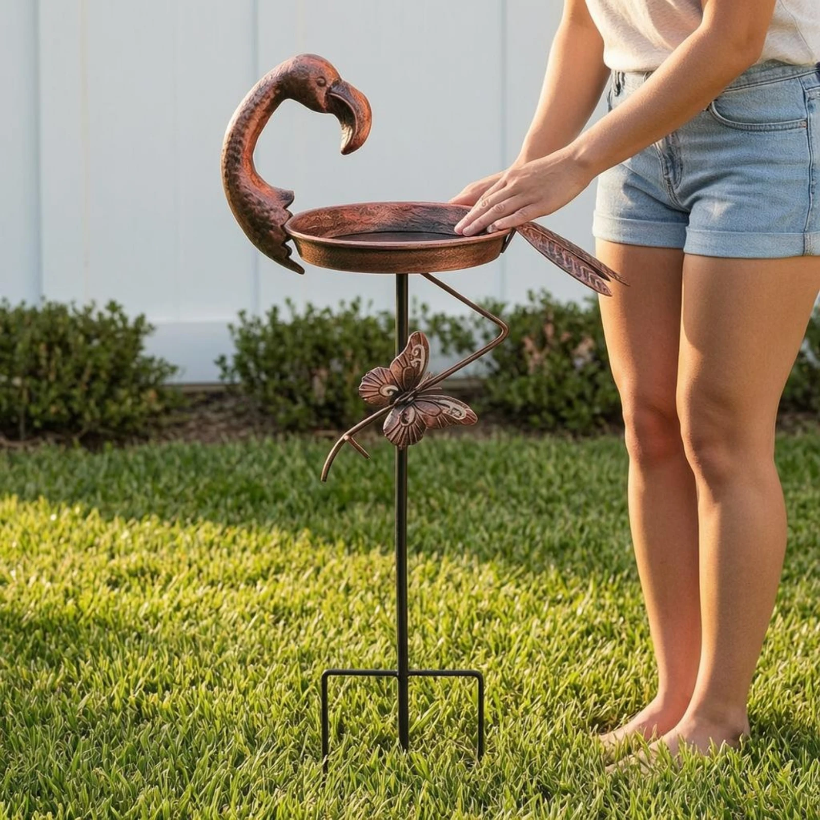 Flamingo Bird Bath Shallow Round Bowl Stake Bird Bath Garden Decor Ground Prong Base Freestanding for Lawn, Yard view 5