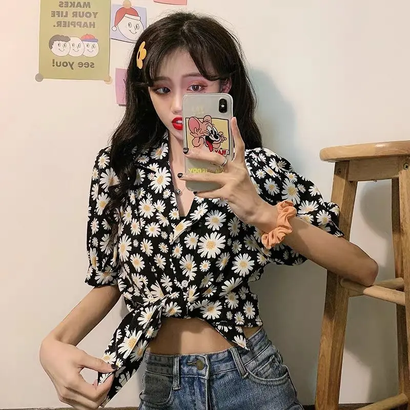 Vintage Floral Top Shirt Summer New V Neck Short Sleeve Loose All-match Youth Blouse Casual Fashion Korean Women Clothing