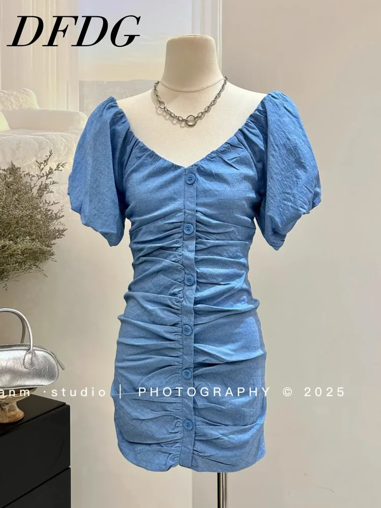 

DFDG женское весенне-летнее синее джинсовое платье с пышными рукавами и рюшами на пуговицах спереди, облегающее повседневное платье 2026, модное женственное модное платье