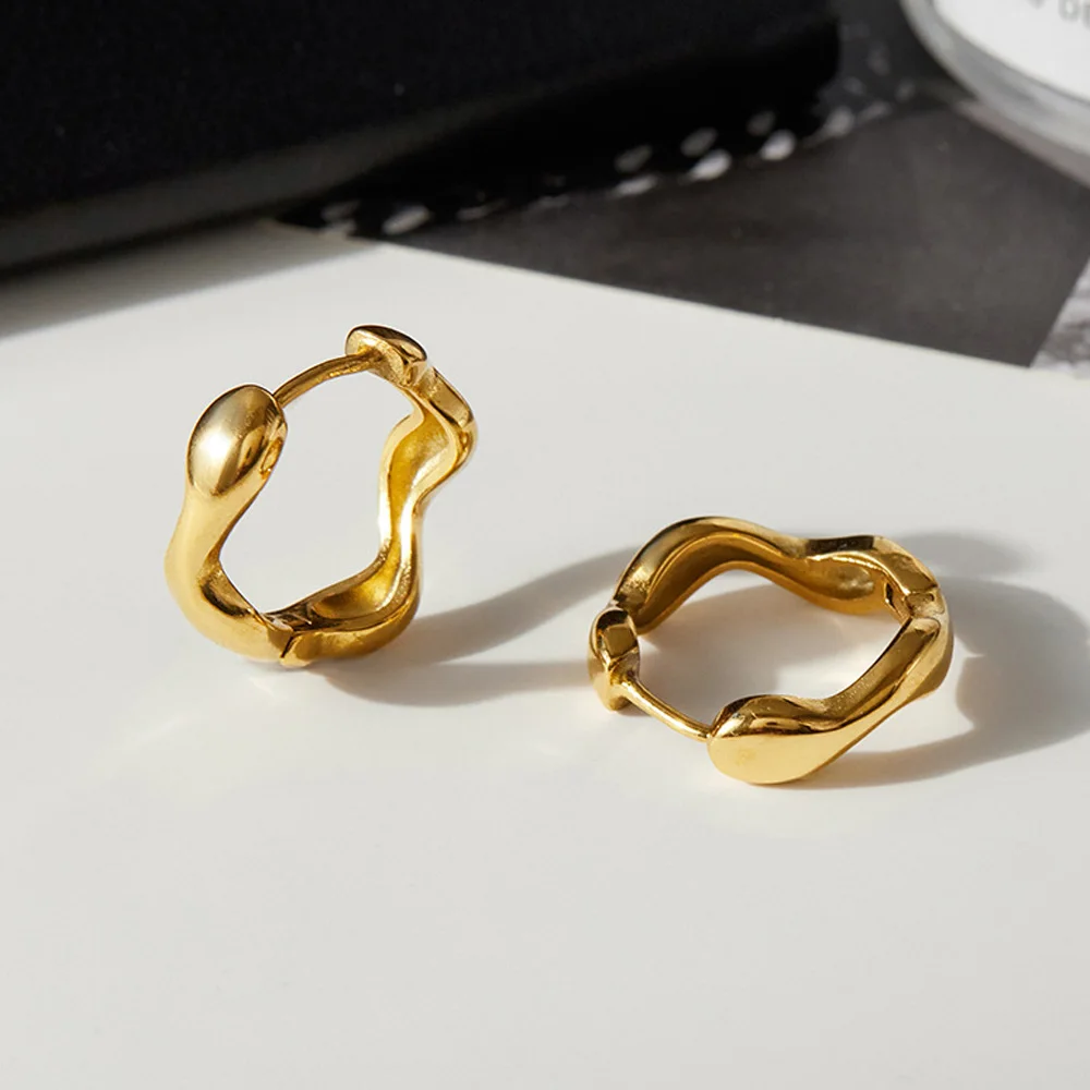 

Women Light Luxury Wave Stud Earring Minimalist 18K Gold Plated Stainless Steel Personality Trendy Earrings Fashion Jewelry