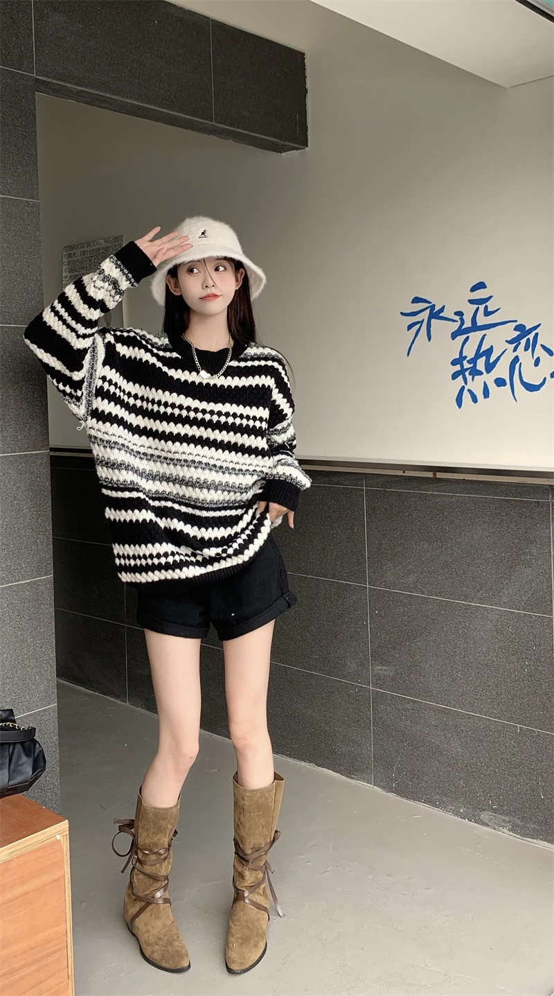 2023 New Arrival Autumn Winter All-matched Korean Style Women Loose Casual O-neck Long Sleeve Pullover Knitted Striped Sweater