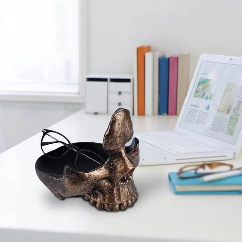 Amazon Hot Selling Eye Frame Skull Resin Craft Ornament Creative Desktop Decoration Glasses Store Display Stand