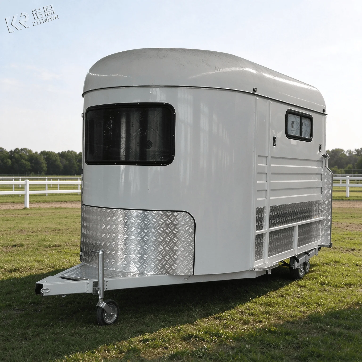 Horse Transport Vehicle For 2 Stall Equine Show With Safety Rails Horse Transport Vehicle Delivers Stable Horse Transit