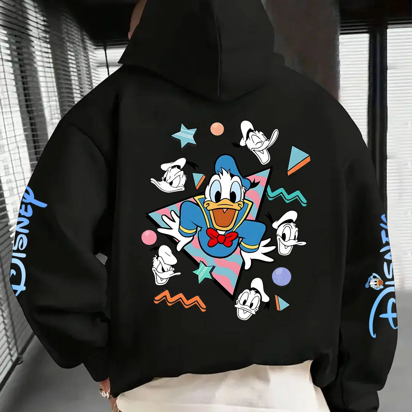 

Men's Disney Donald Duck Hoodies Fashion Oversized Streetwear Unisex Sweatshirts Autumn and Winter Fleece Casual Versatile