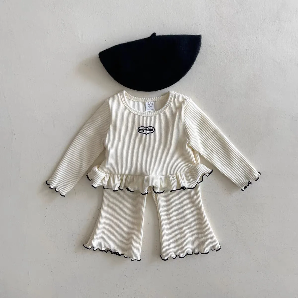 2025 Autumn New Children Long Sleeve Clothes Set Girls Heart Letter Print T Shirts + Flared Pants 2pcs Suit Cotton Kids Outfits