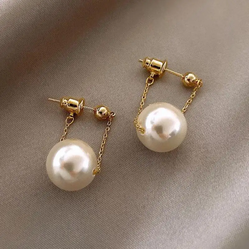 

New Korean Fashion Pearl Drop Earrings For Women Jewelry 2023 Trending Noble Sweet Women's Earrings Accessories Pendientes Gifts