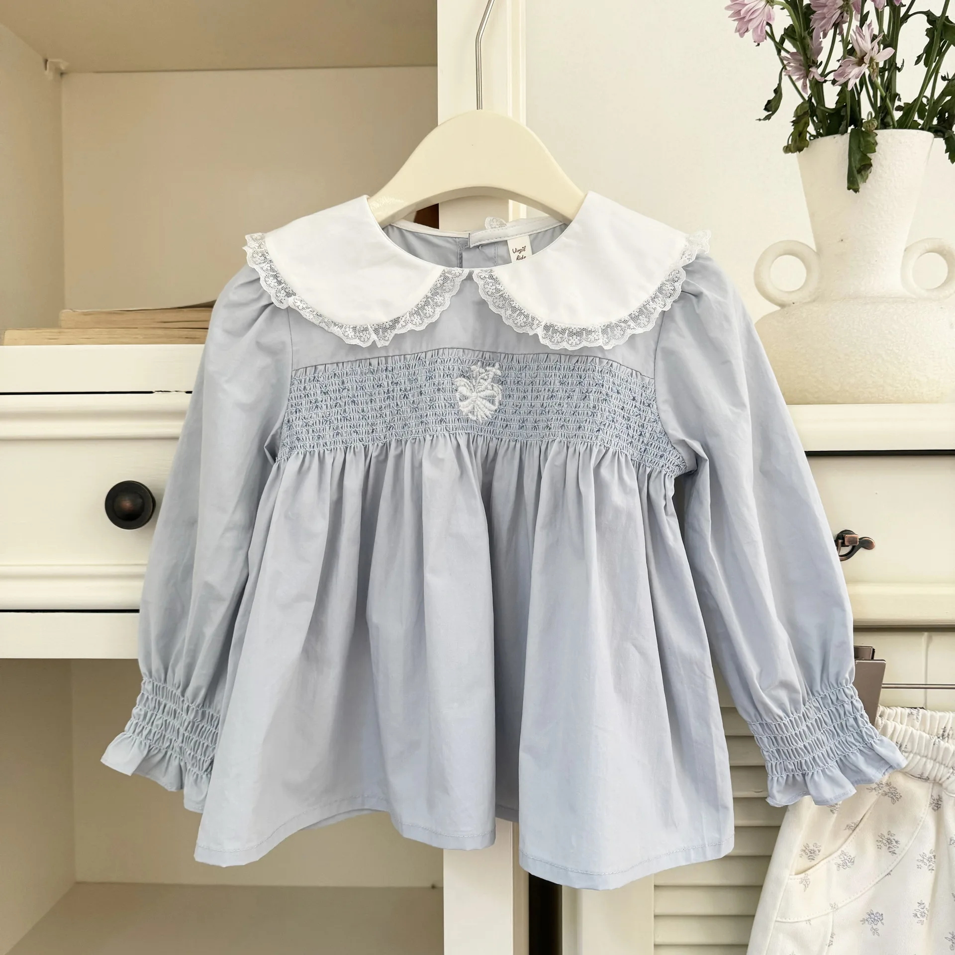 

Детская рубашка Darcoo Baby 2026, новая весенняя коллекция, корейская блузка для девочек, топы с кружевным воротником-стойкой, одежда для детей, топы для девочек 2-8 лет