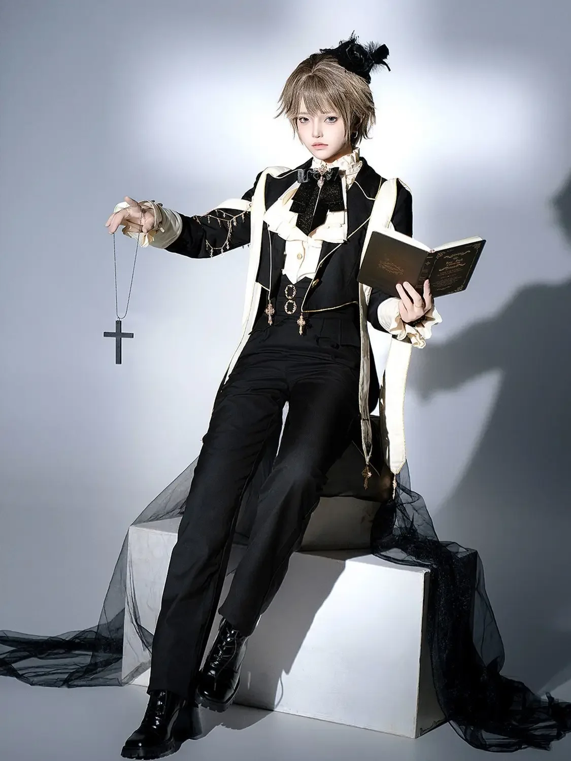 

New original Gothic-style prince outfit, elegant Lolita shirt, long pants, tailcoat, cosplay party costume set