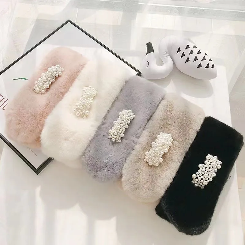 Women Winter Warm Thicken Scarfs Solid Color Pearl Faux Rabbit Fur Plush Cross Collar Scarf Shawl Elegant Warm Soft Scarf Gifts