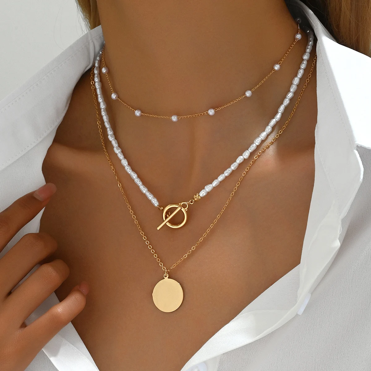 Dainty 3 Layer Imitation Pearl Gold Chain Necklace Minimalist Disc Pendant Toggle Clasp Stackable Layering Women Daily Necklaces