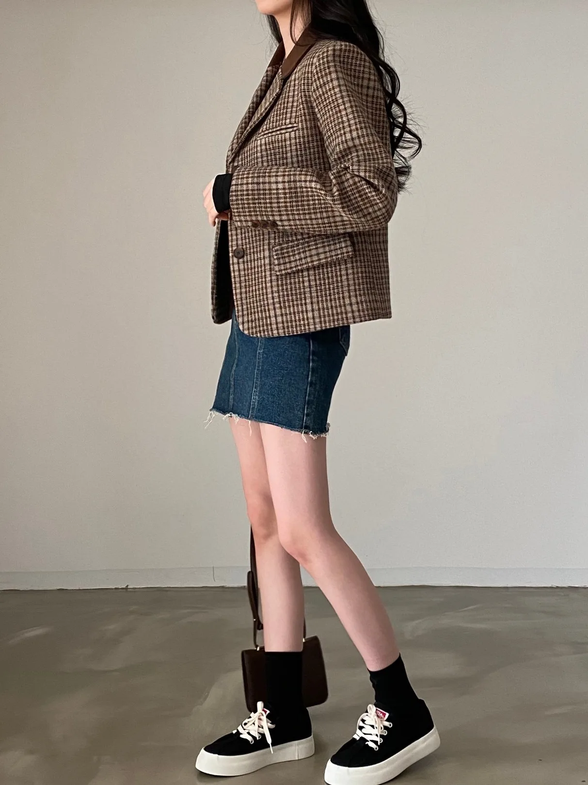 

Retro Feel Tweed ort Coat Women's Single Button Plaid Design Korean Sle Long Sve Office Wear Regular Length Jaet