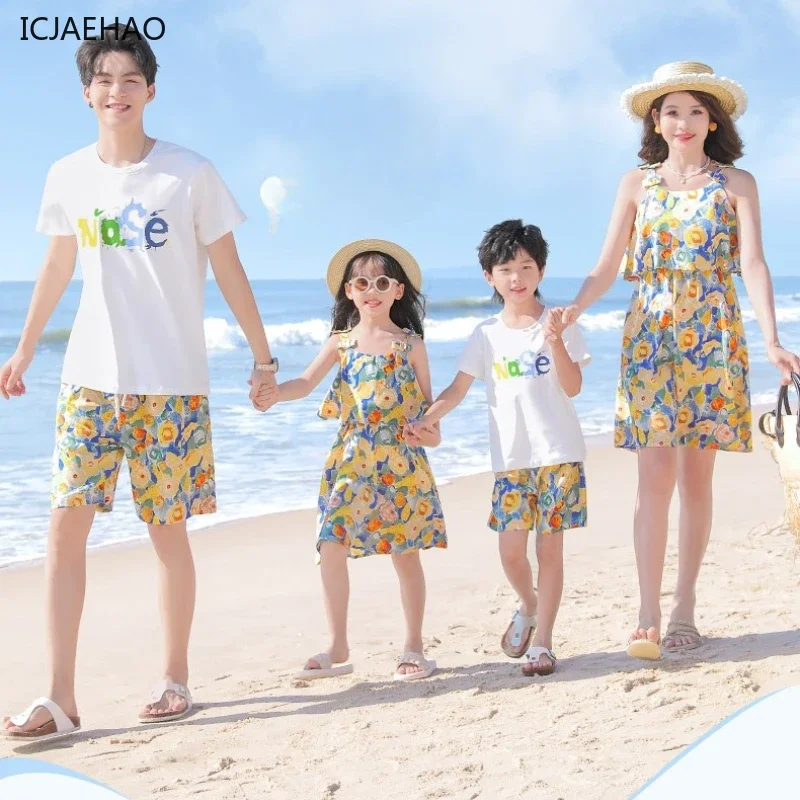 2025 Matching Family Vacation WearShort Sleeve Holiday Casual Clothes Mom Daughter Father Son Summer Beach Outfits Set Cotton