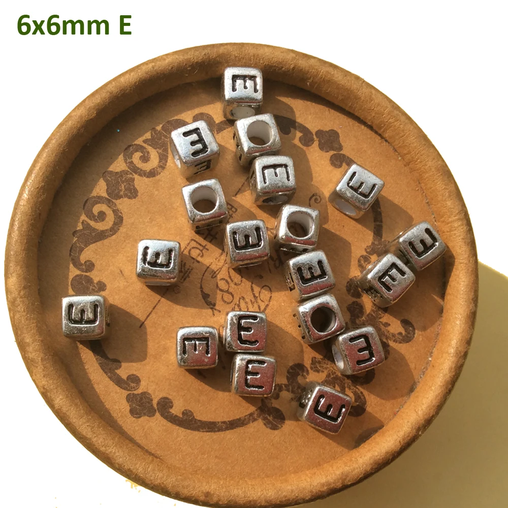 Vintage Silver Acrylic Square Letter Beads for Jewelry making 6mm 2600pcs Wholesale Cube Alphabet Bead with Hole