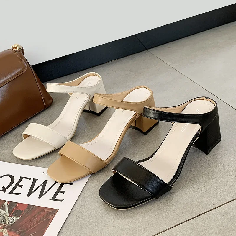 

Plus Size 42 New Summer Ankle Strap Peep Toe Leather Sandals Women Shoes 5cm Square Heel Simple Fluorescent Green Slidesls Party