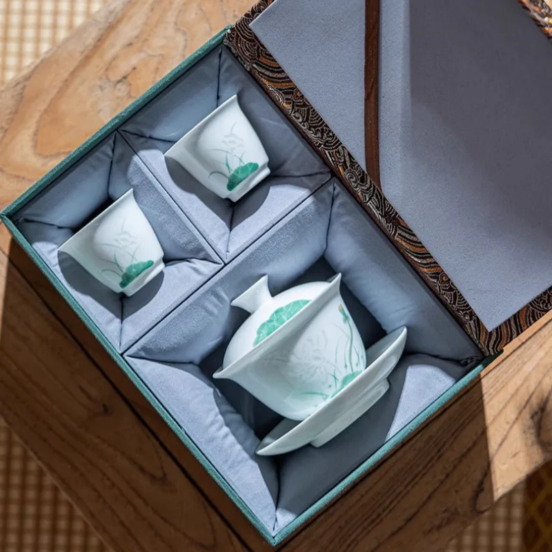 Exquisite Kung Fu Tea Set for Home Use, Ceramic Hand-Painted Gaiwan, Tea Cup, Special for Brewing Tea, Spring Hollow Tea Set Gif
