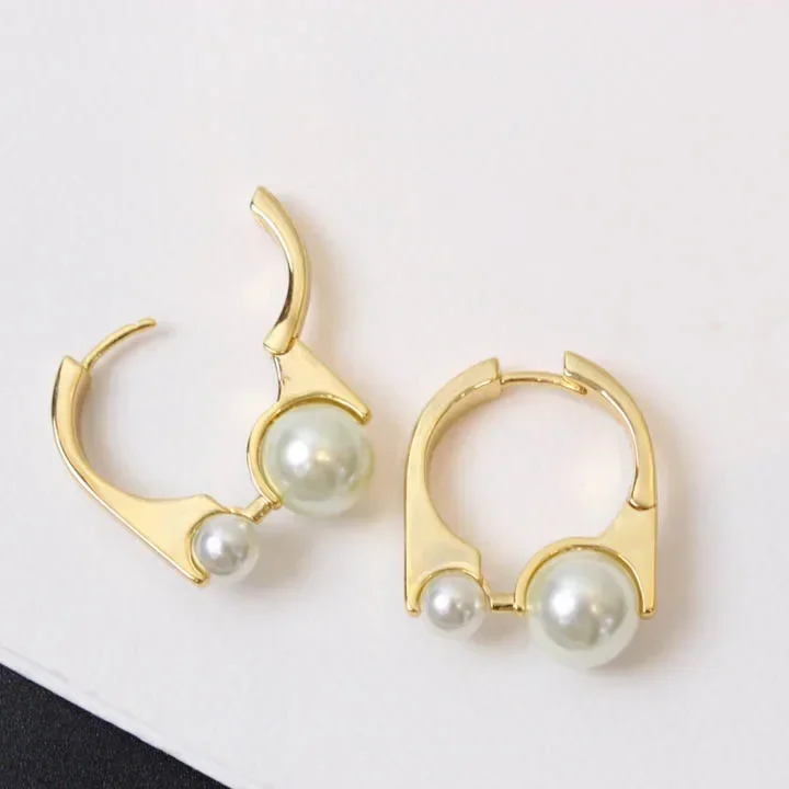 2024 Hot Europe Designer Top Quality Pearl Bracelet Earring Ring Luxury Set Women Jewelry Charm Gift Trend