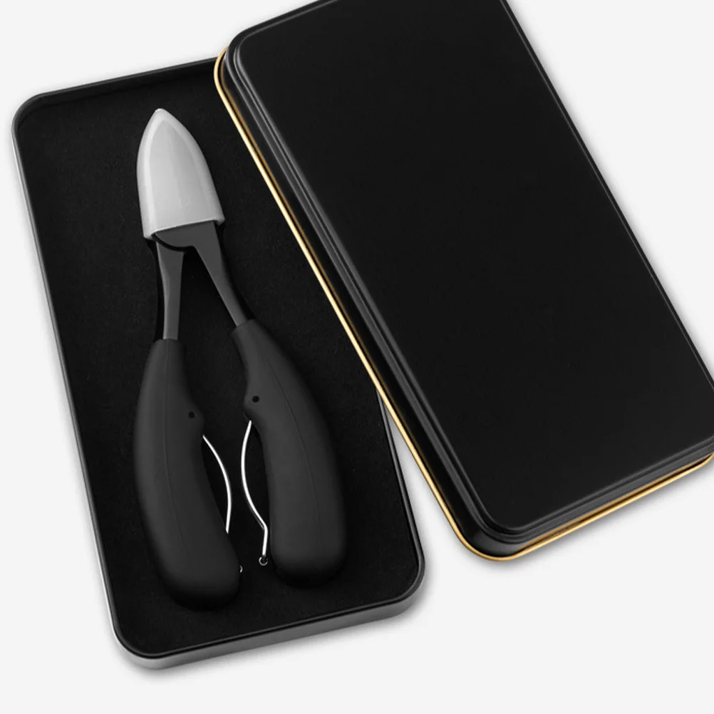 

1 шт., машинка для стрижки ногтей из нержавеющей стали, двойная пружина, черный триммер для ногтей, маникюрный резак, прочный инструмент для домашних путешествий