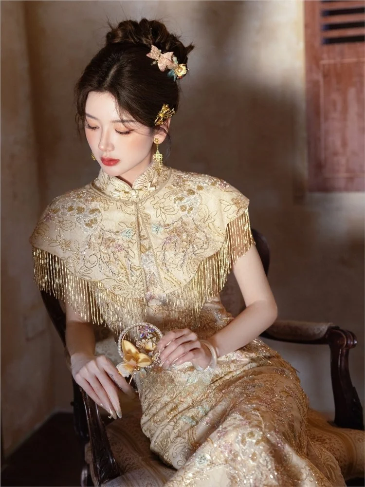 

New Chinese-style cheongsam toasting dress heavy industry bridal engagement
