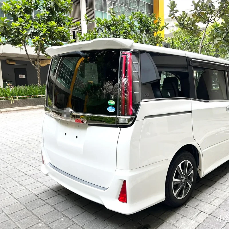 KBT】トヨタ ヴォクシー AZR60G リア スポイラー AZR60G ノア